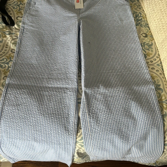 NWT vineyard vines seersucker pants - Picture 3 of 3